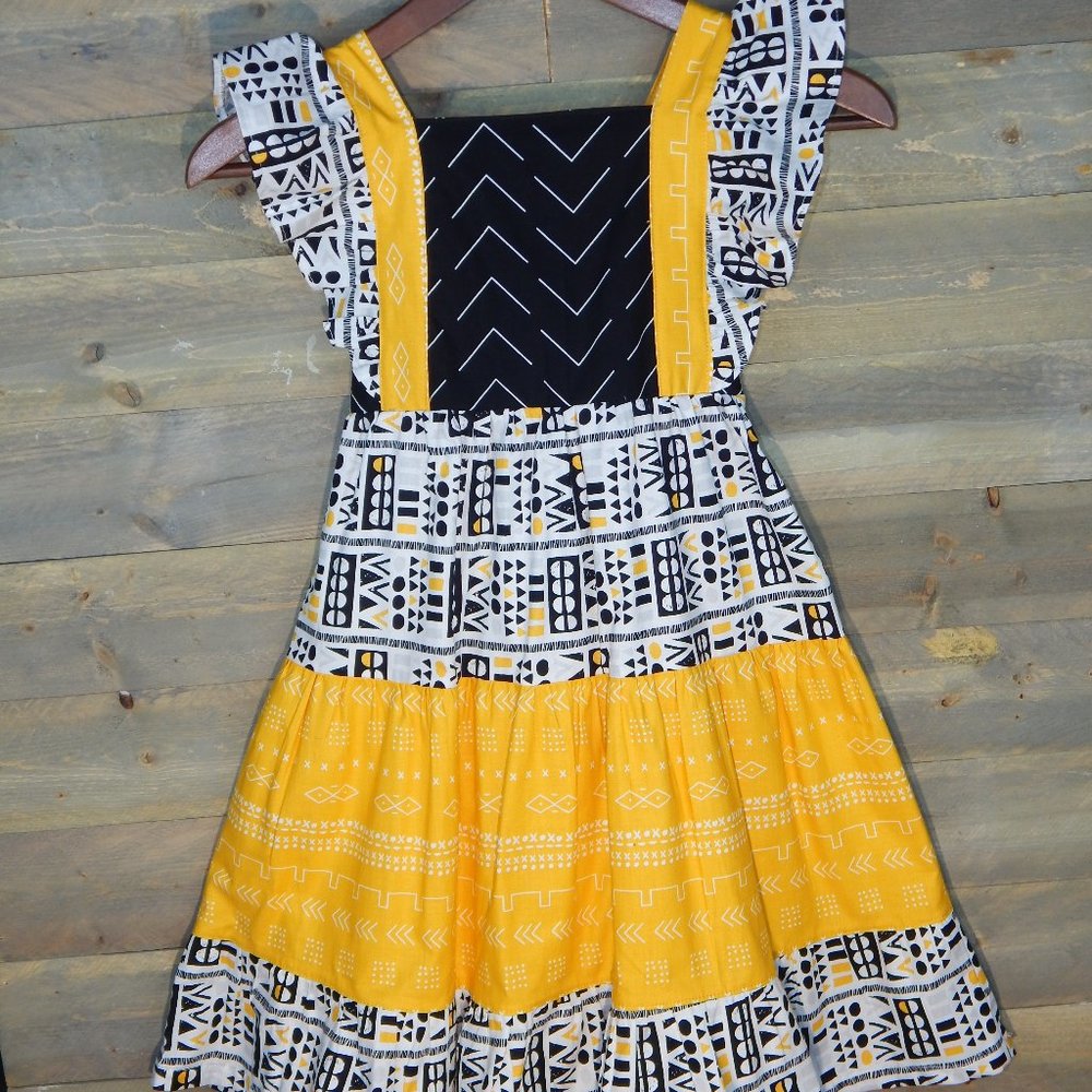 Beautiful Handmade Girl Dress size 7-8 - Picture 4 of 6